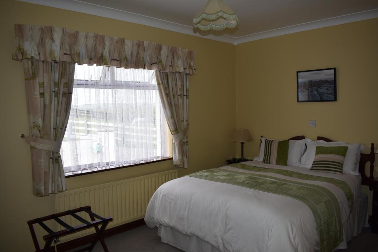 Cois Farraige Bed & Breakfast Lahinch Exterior photo